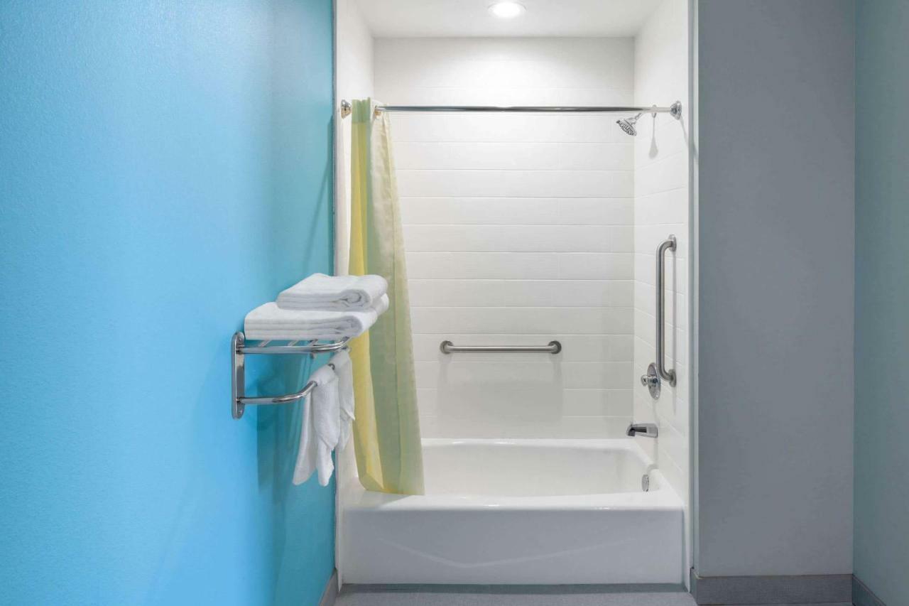Americas Best Value Inn Houston Willowbrook Eksteriør bilde